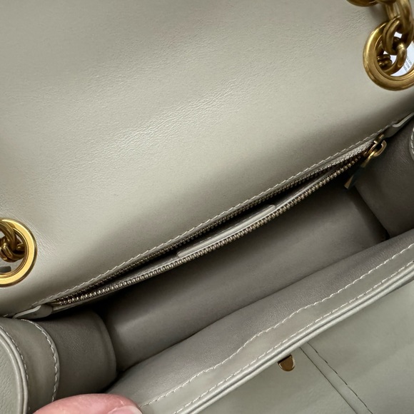 SALVATORE FERRAGAMO Flap Bag - Picture 7 of 8